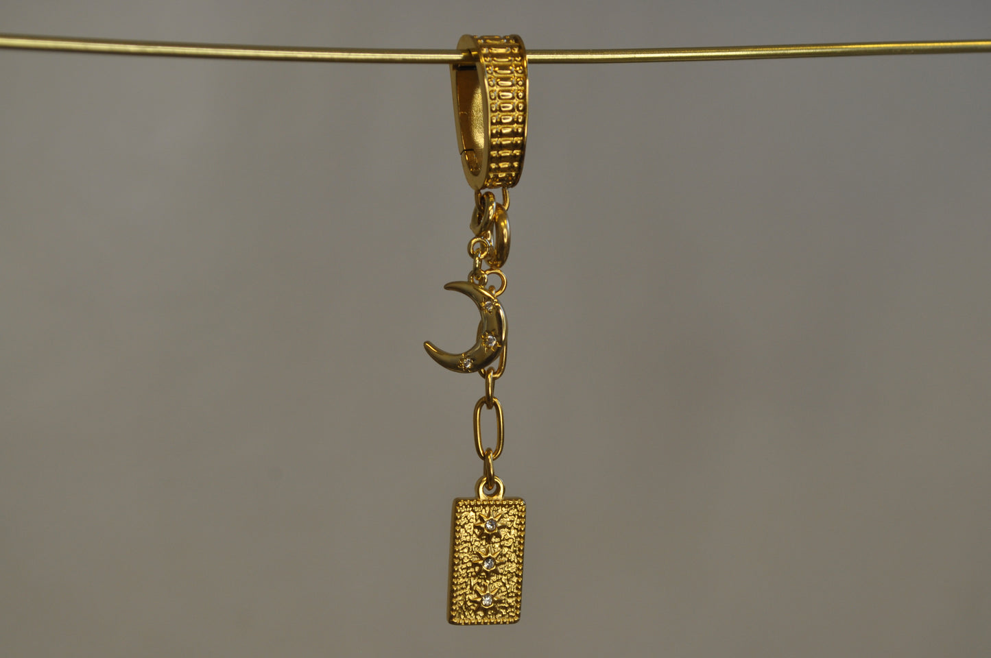 Luna charm